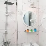 Royal 4*
